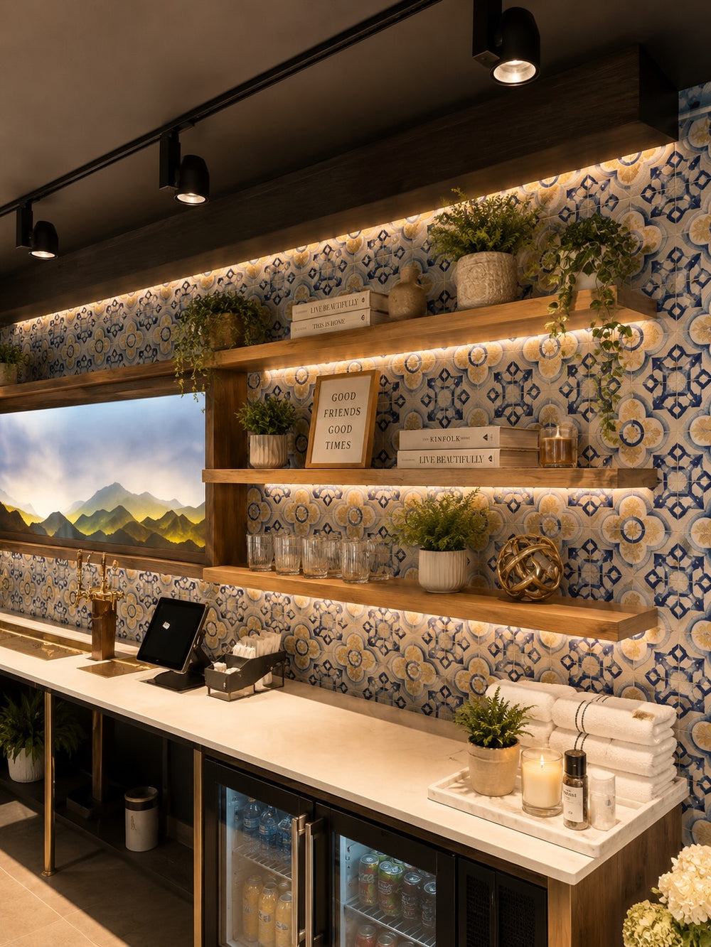 Display shelving and countertop details